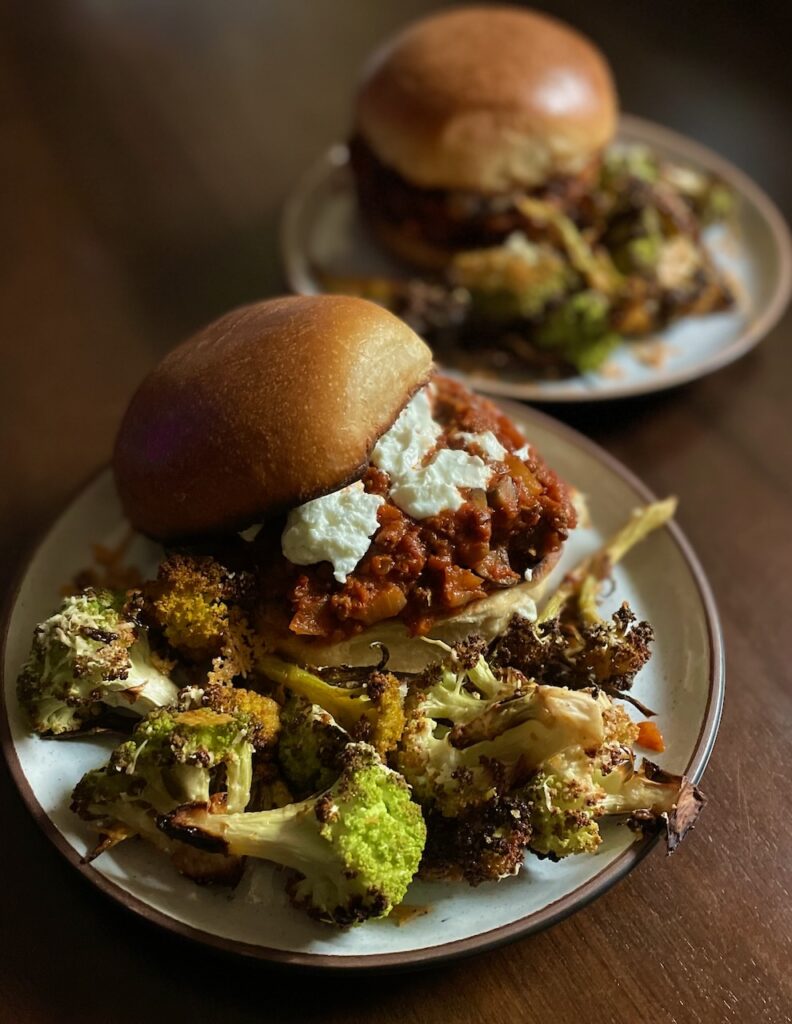 Mushroom sloppy joes