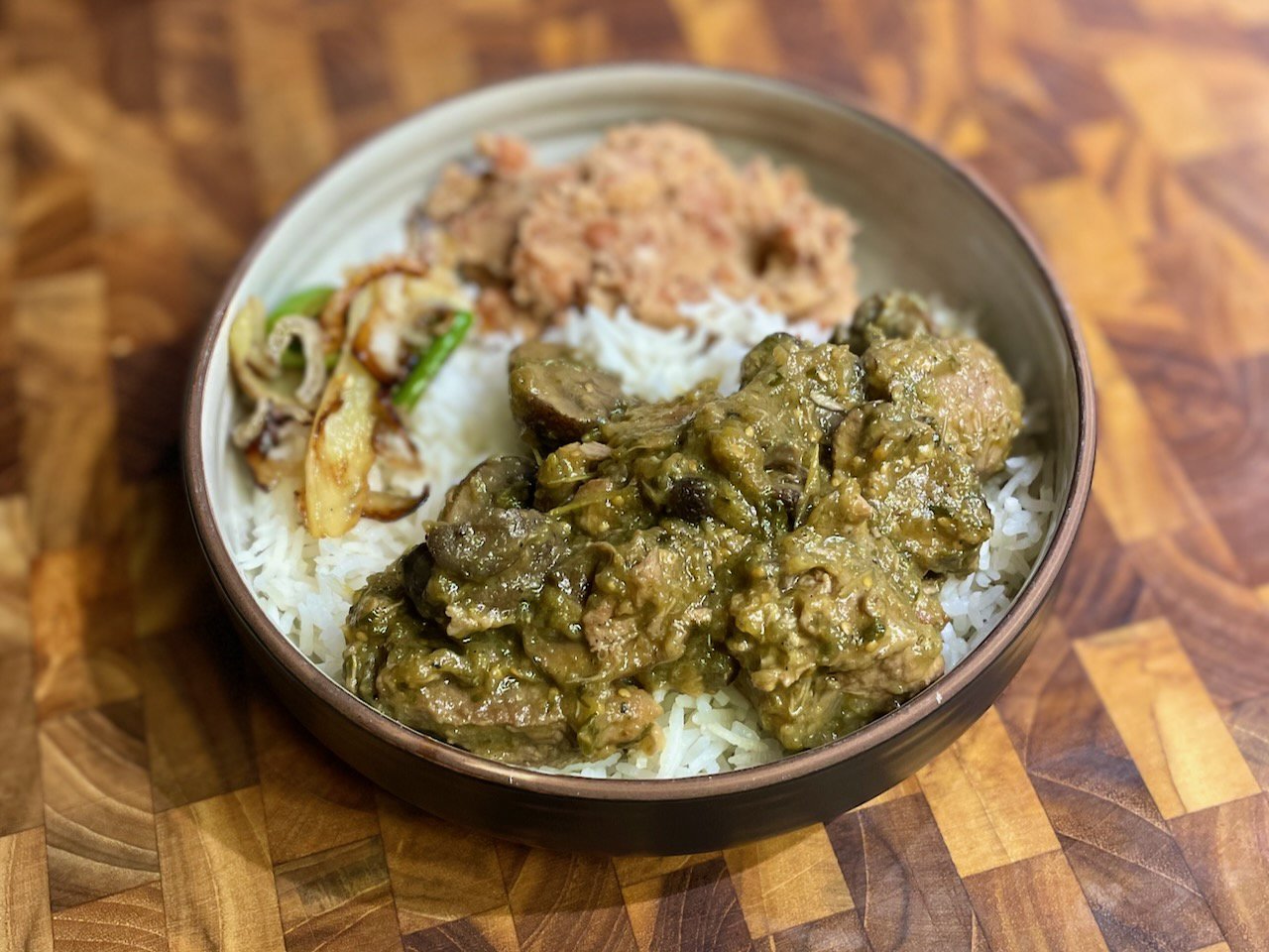 Chile Verde with Pork and Mushrooms